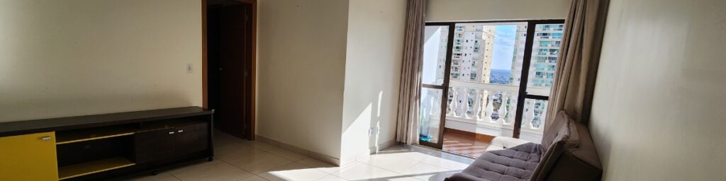 Ed. Di Bologna: Apartamento grande disponível para Aluguel